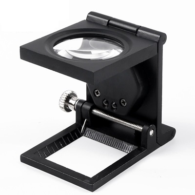 9005A: 10X D28mm LED Magnifier With Scale